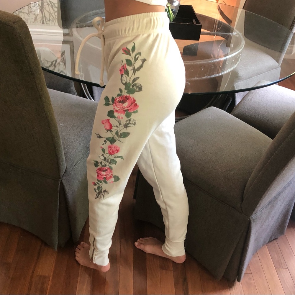 Wilfox floral sweatpants✨